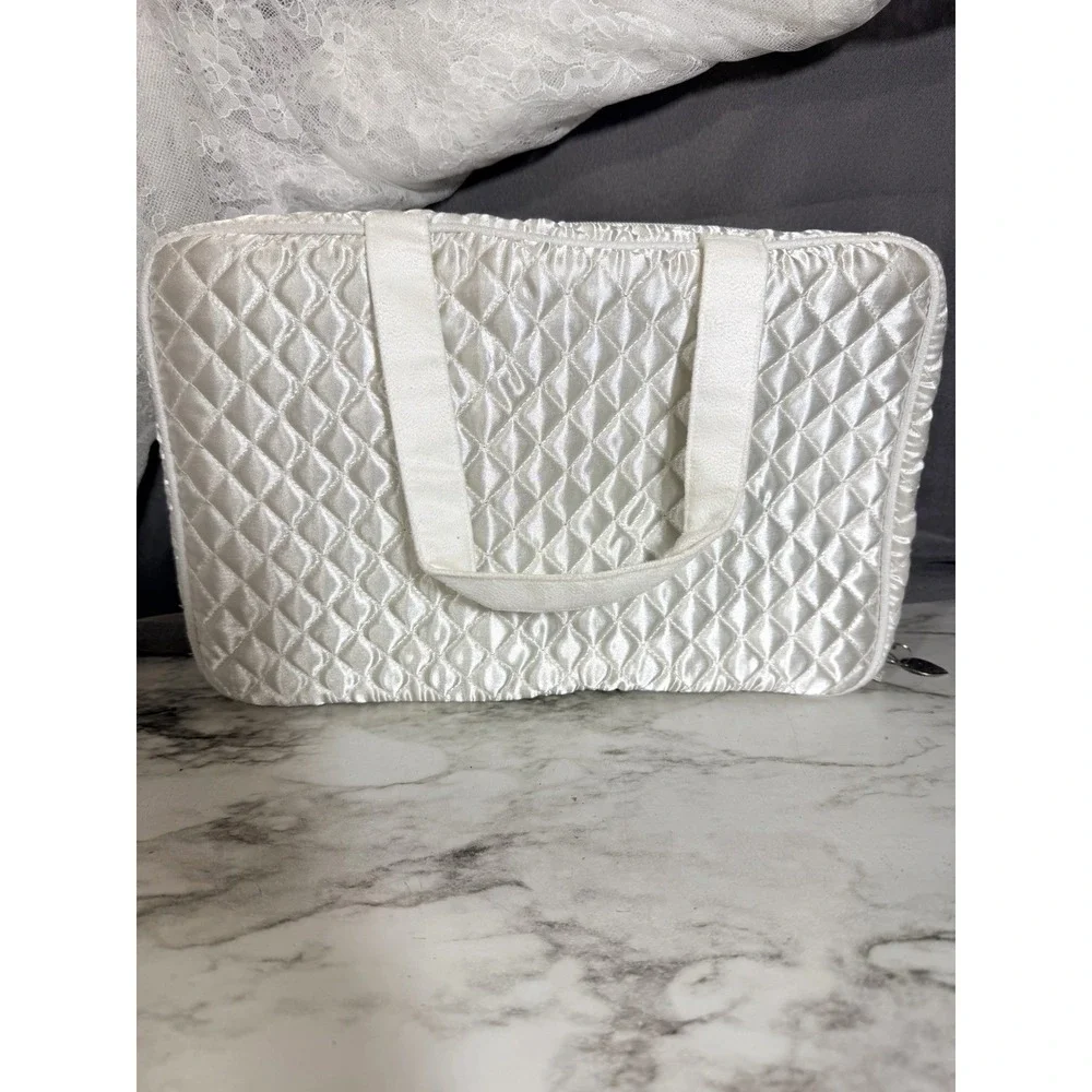 Trish McEvoy Large White Quilted Makeup Bag 13x9x3 with Accessories (A3196)